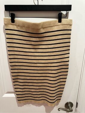 Legoe Heritage Coastal Knit Skirt | Latte Black Stripe | Size 4